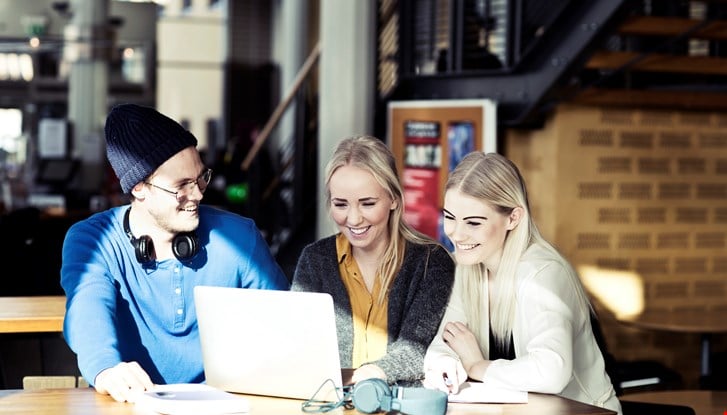 Svenska studenter